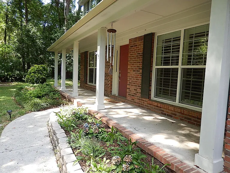 2341 Edenfield Rd — Photo 2