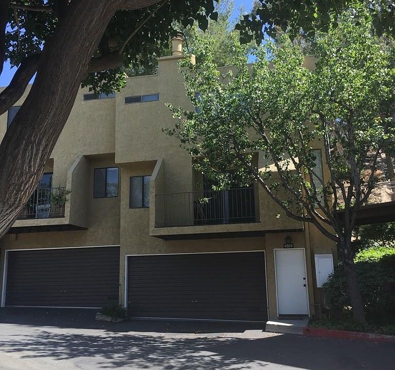 3-story town home