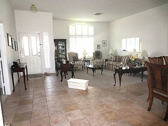 4th image of 7813 Ramblewood Ave