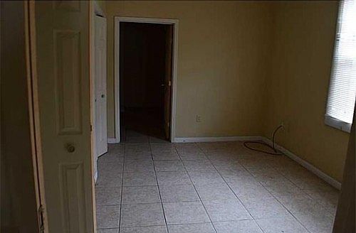 5th image of 1009 Tricou St
