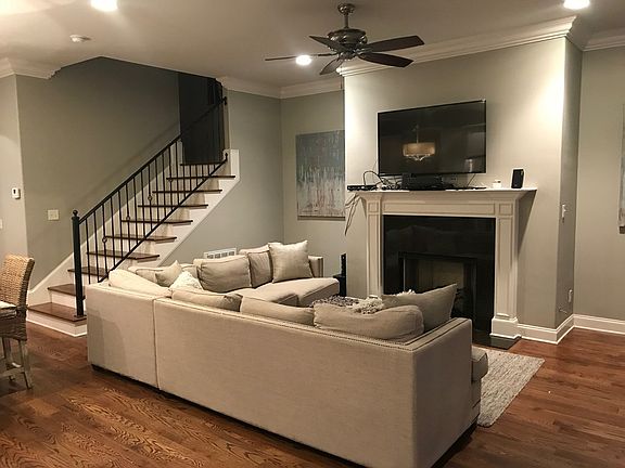 3rd image of 931 Mogridge Ln