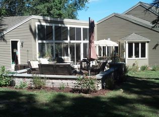 121 Willow St, Reading, MA 01867