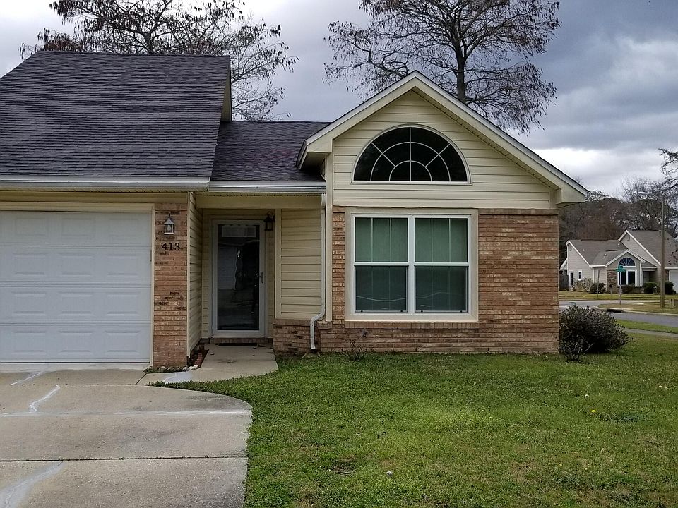 1st image of 413 Canterbury Ct