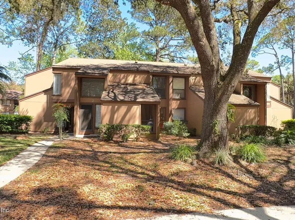 2 Pine Hurst Pl, Palm Coast, FL 32137