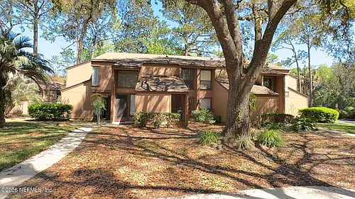 2 Pine Hurst Pl Photo 1