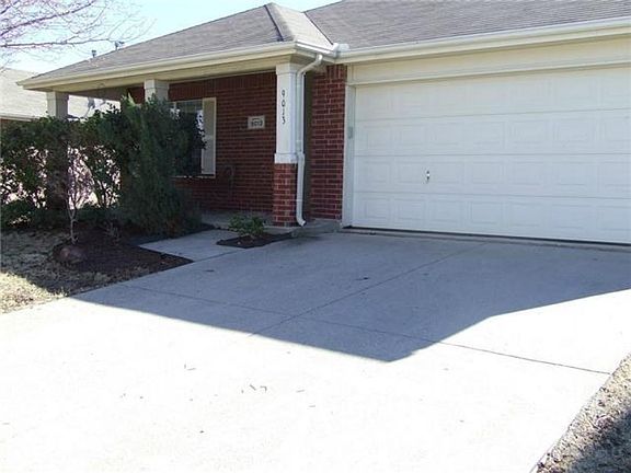 3rd image of 9013 Warren Dr