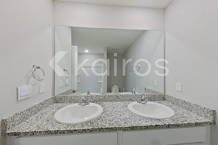 8590 SW 44th Ct — Photo 15
