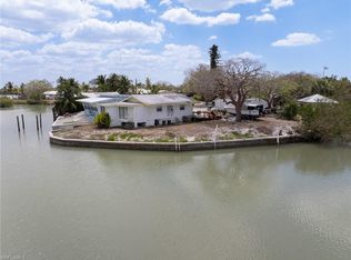 315 Pettit Dr, Goodland, FL 34140