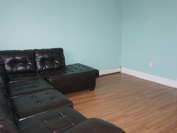 4th image of 75 Martin Luther King Jr Blvd APT 1