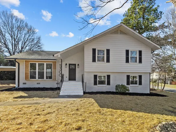 5300 Cheval Pl, Charlotte, NC 28205