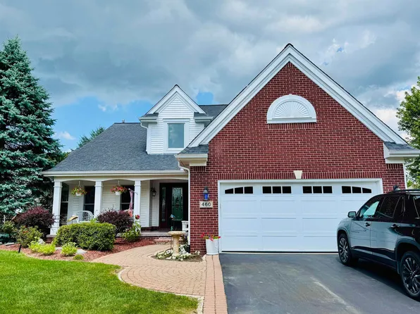 460 Boulder Lake Dr, Oxford, MI 48371