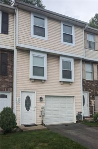 130 Meadow Gap Dr, Monroeville, PA, 15146
