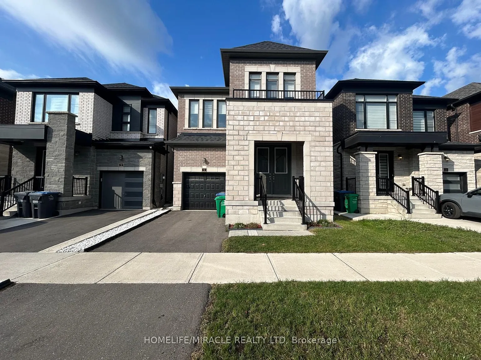 4 bed, $3,400 — Photo 1
