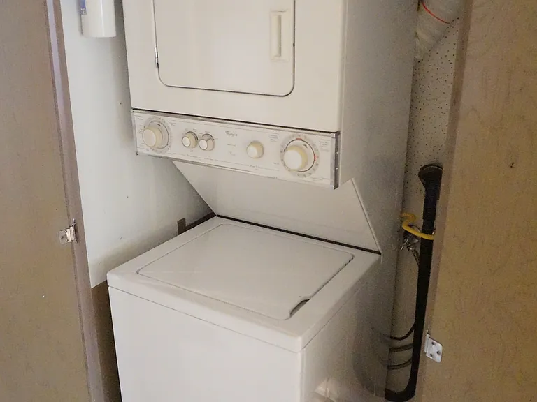 3722 Hughes Ave #19 — Photo 7