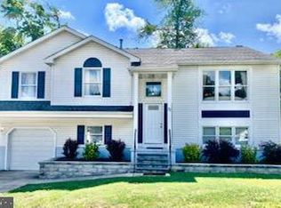 73 Autumn Ridge Dr, Glassboro, NJ 08028