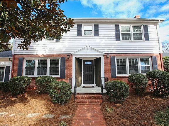 3rd image of 1410 Fernwood Dr