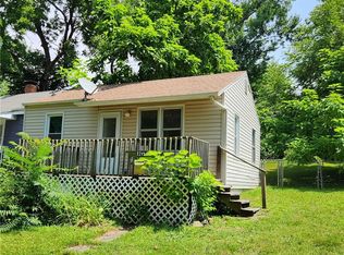 2215 S Home Ave, Independence, MO 64052