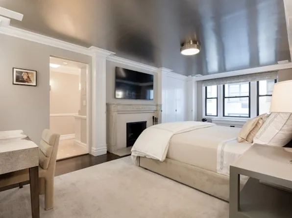 220 East 73rd Street image 7 of 11