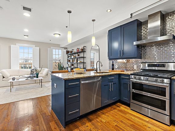 5th image of 1107 Willow Ave APT 3