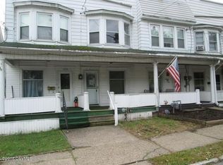 1652 W Lynn St, Coal Township, PA 17866