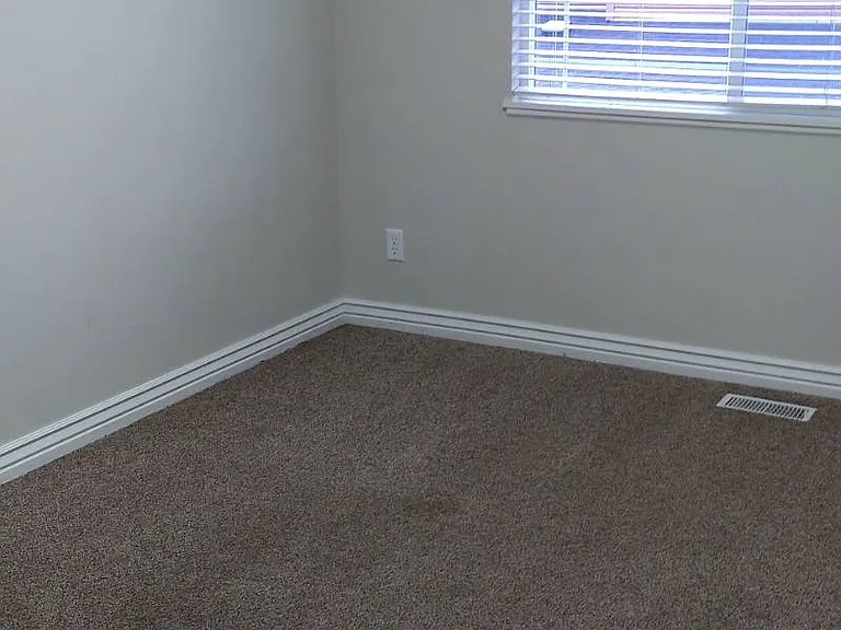 520 W 1570 N #104 — Photo 10