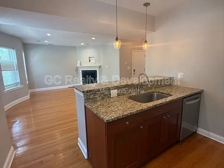 2061 W Fargo Ave #2 — Photo 5