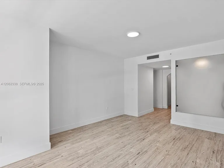 92 SW 3rd St #704 — Photo 45