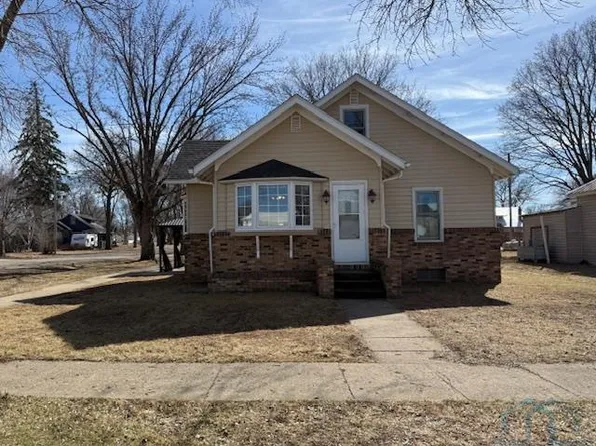 201 S 2nd Ave, Anthon, IA 51004