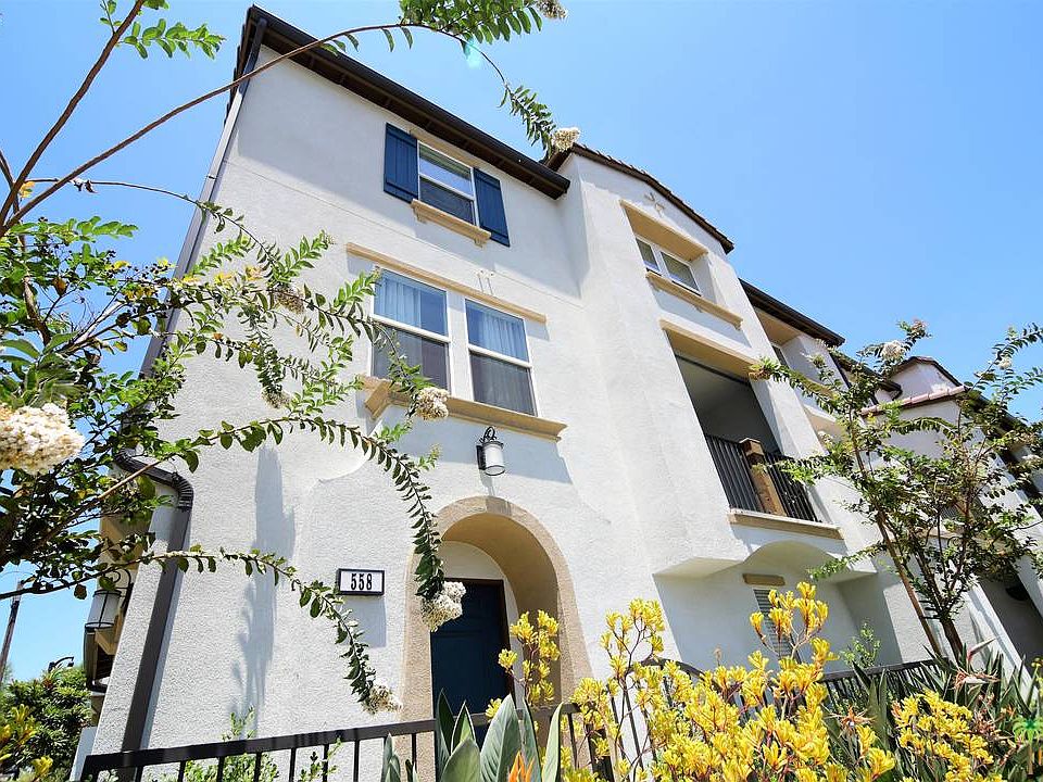 1st image of 558 Calle Estrella