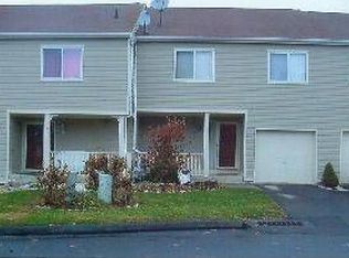 6 Highview Rd, Hopewell Junction, NY 12533