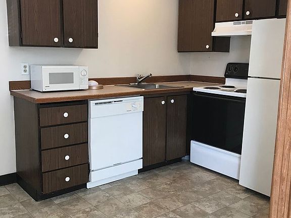 3rd image of 401 SE 27th Ave #9012974