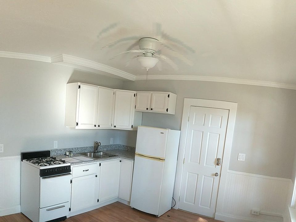 Kitchen / Living room