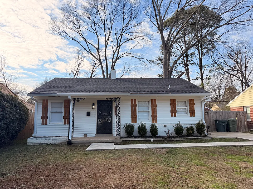 1367 Dearing Rd