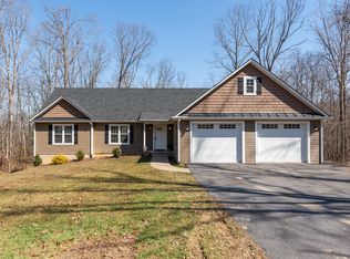 122 Old Hermitage Rd, Waynesboro, VA 22980