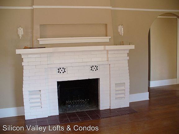 5th image of 560 Park Ct