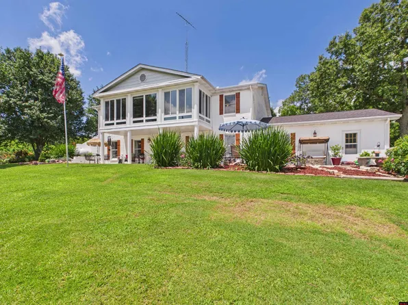128 Cody Creek Dr, Mountain Home, AR 72653