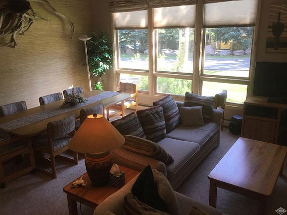 2nd image of 4682 Meadow Dr #B8
