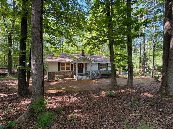 265 Oak Hill Dr, Fayetteville, GA 30214