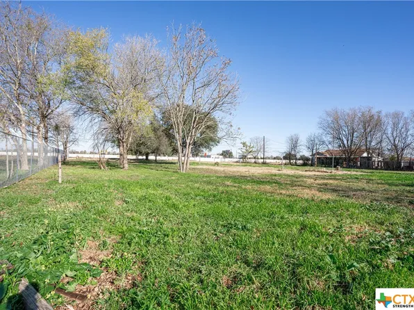 14224 Interstate Highway 10 E, Converse, TX 78109