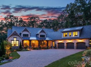 8921 Island Point Rd, Charlotte, NC 28278