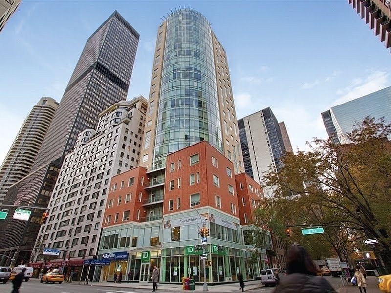 1st image of 250 E 49th St #8D