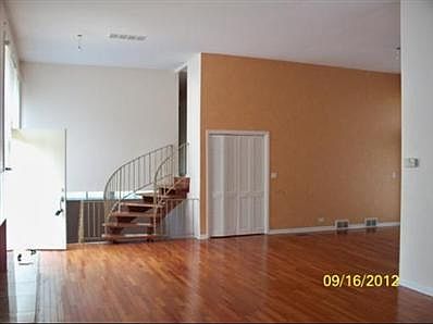 3rd image of 333 Larkspur Dr