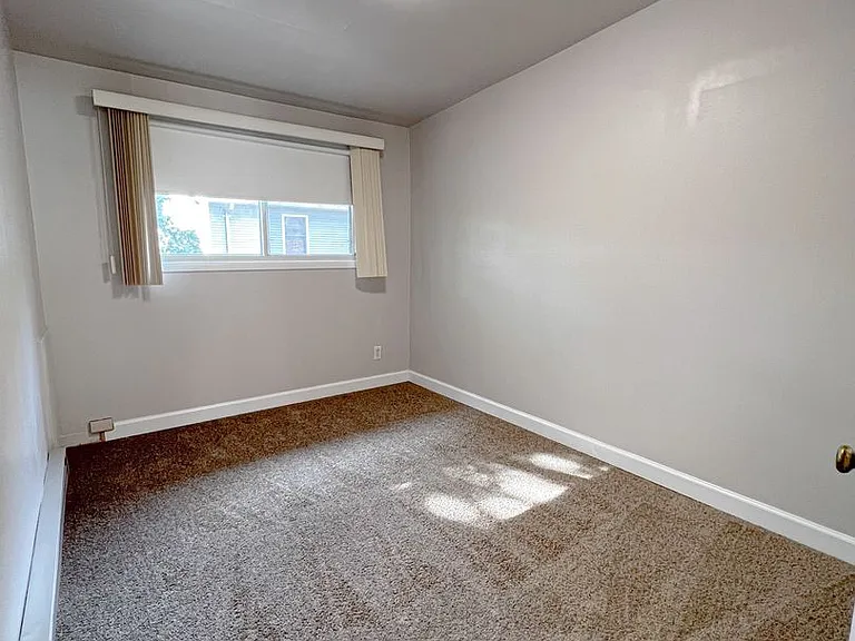 3382 Harvard Rd — Photo 66