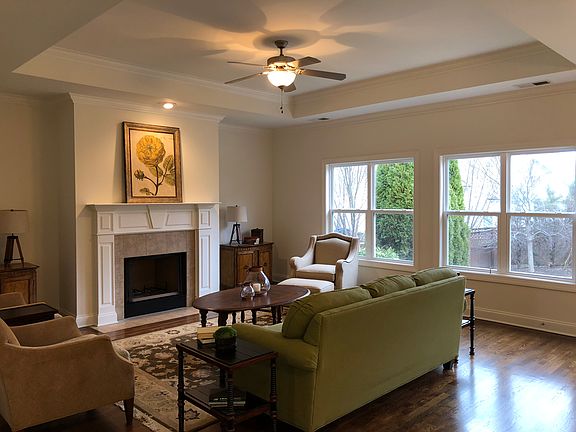 4th image of 446 Molly Bright Ln