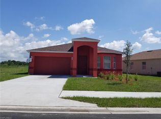 1043 Hamilton St, Immokalee, FL 34142