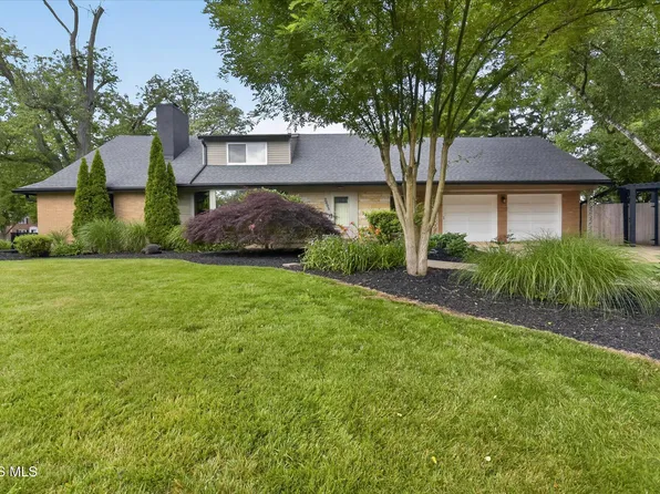 2605 Densmore Dr, Toledo, OH 43606