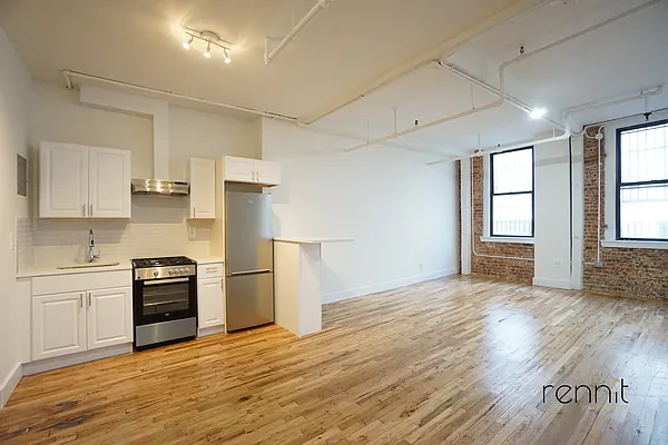 Rented by Rennit Inc. | media 3