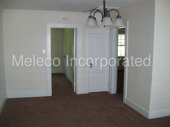 2nd image of 1025 Jefferson St