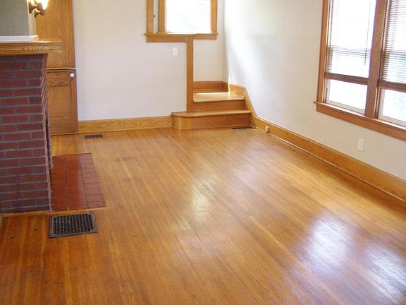 5th image of 31 E Beechwold Blvd