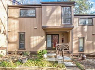 9326 Groundhog Dr, North Chesterfield, VA 23235